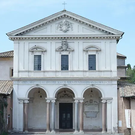 Pensión Duca's House